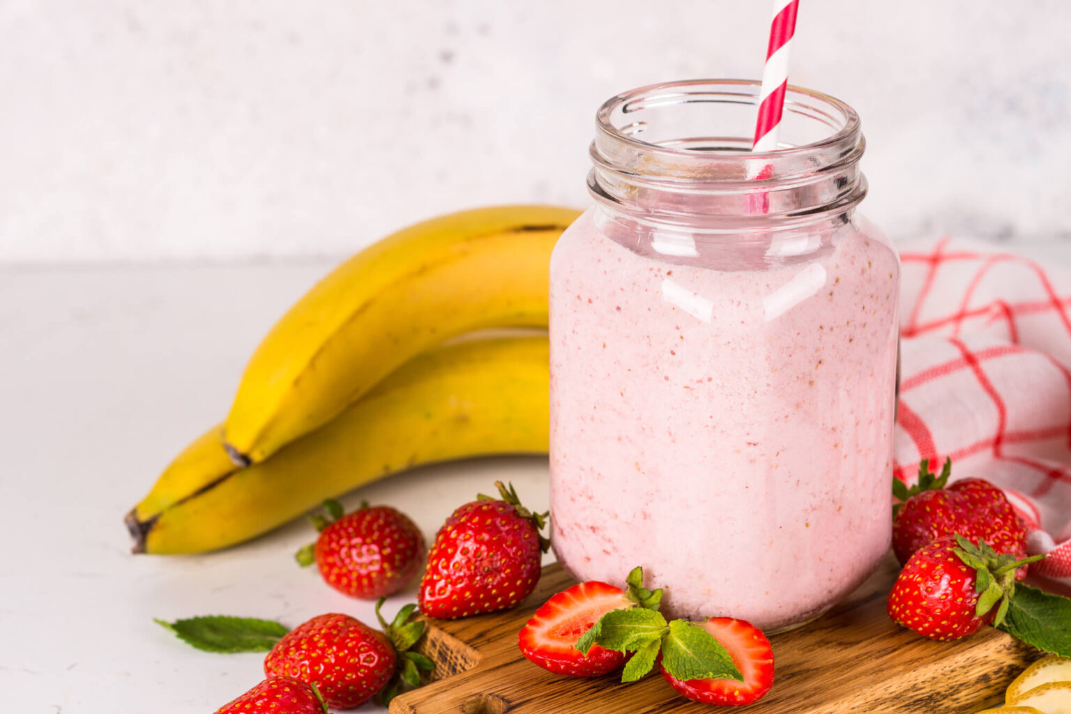 6 Gut Health Smoothie Recipes That We OBSESS About!